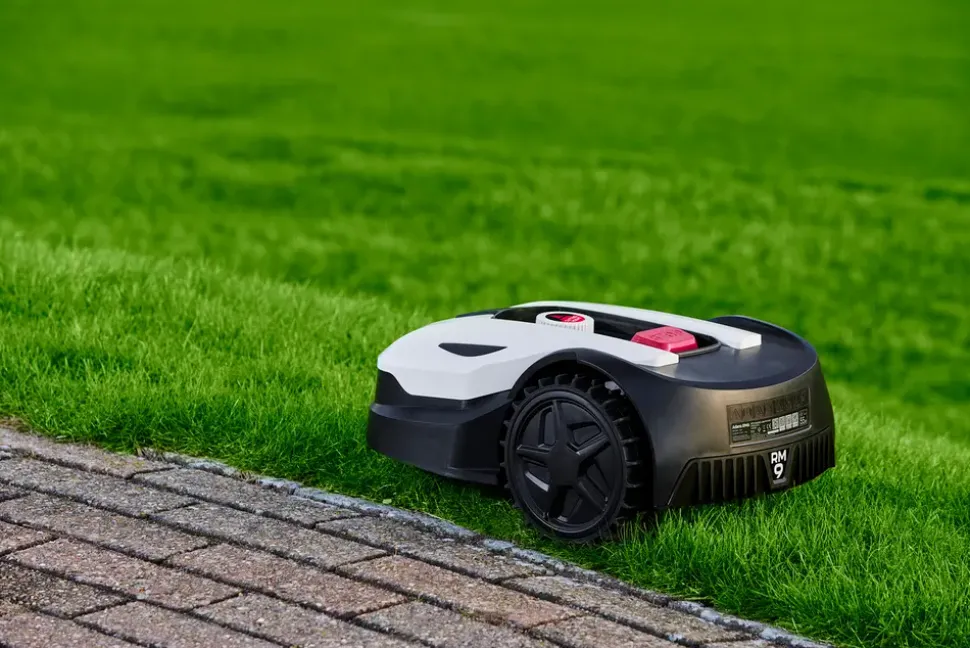 Adano robotgräsklippare RM9