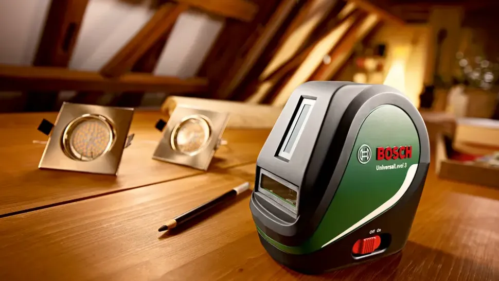 BOSCH Korslaser med stativ