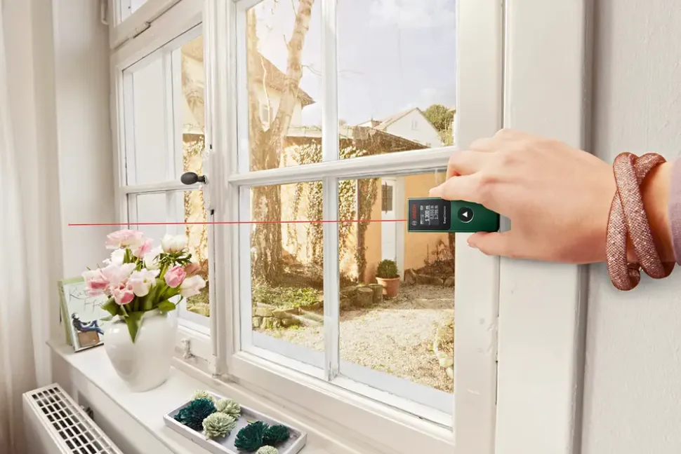 Bosch laser avståndsmätare EASY