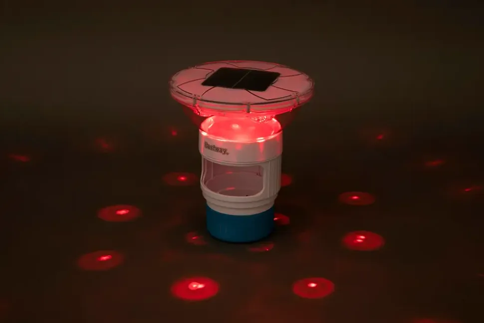 Dispenser för poolkemikalier – med belysning