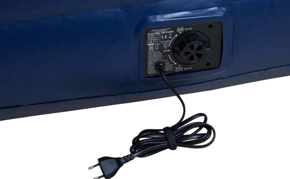 Luftmadrass m inbyggd pump