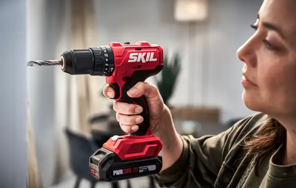 SKIL sladdlös slagborr/skruvdragare 3021 HC – inkl. batteri och laddare