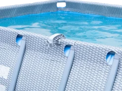 Ytvattenskimmer pool